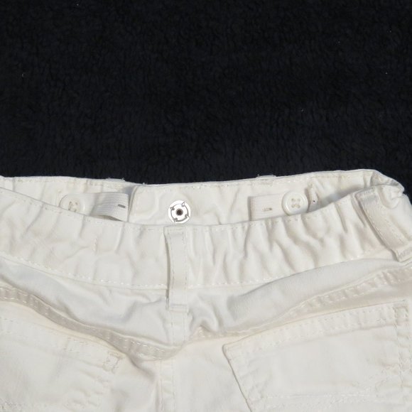 GAP Girls (7 years) white 1969 Shorts - Like New - Picture 4 of 4